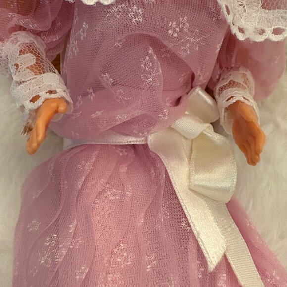 Barbie The Heart Family Mom 1984 Mattel Original Dress / Ring 9078 (SKU: 328TO) - Picture 8 of 16